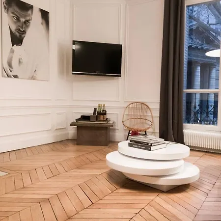 Champs Elysees - Luxueux 3 Chambres Апартаменты