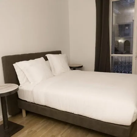Champs Elysees - Luxueux 3 Chambres *